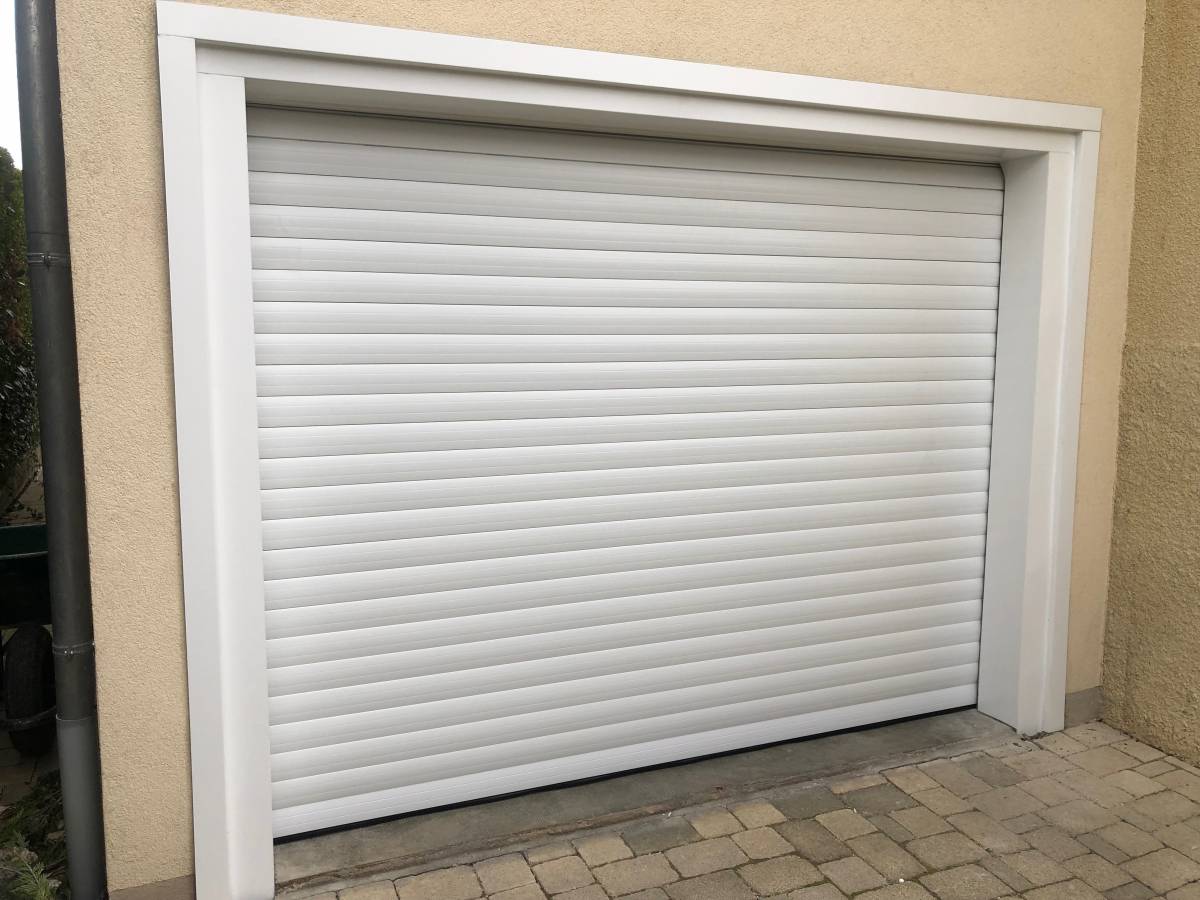 Remplacement d’une Porte de Garage Valentigney dans le Doubs Lur&eacute;