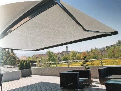 STORE EXTERIEUR POUR TERRASSE ET PERGOLAS Thann 2