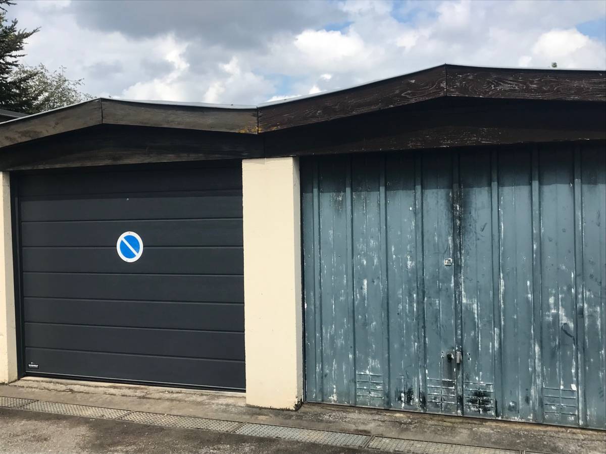 Remplacement porte de garage sectionnelle &agrave; Valentigney Morteau 2