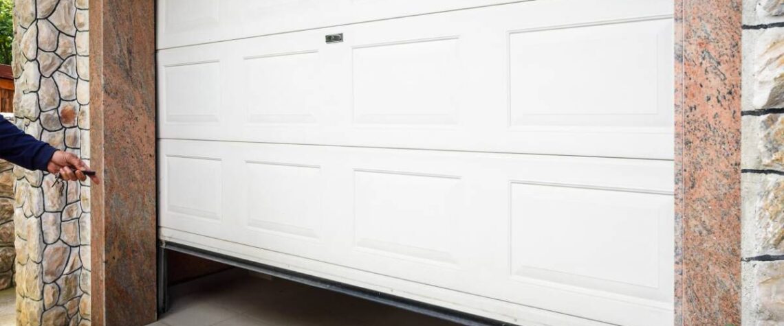 Installation de portes de garage autour de Montb&eacute;liard et d&rsquo;Audincourt H&eacute;ricourt 4